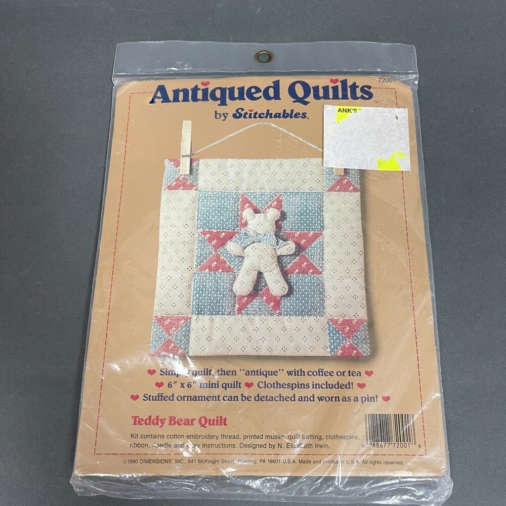 1990 Dimensions Antiqued Quilts by Stitchables 72001 Teddy Bear Mini Quilt 6 x 6